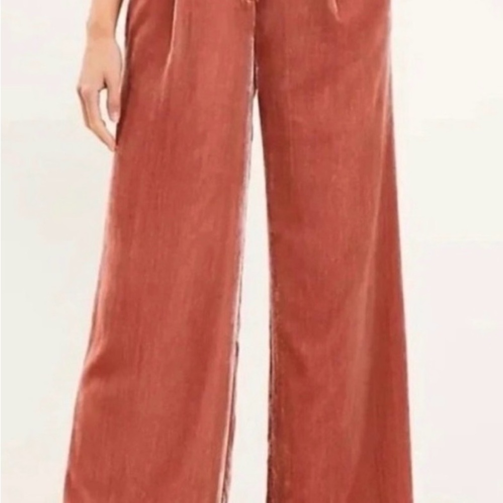 LOFT Wide-Leg Pants in Pink Crushed Velvet